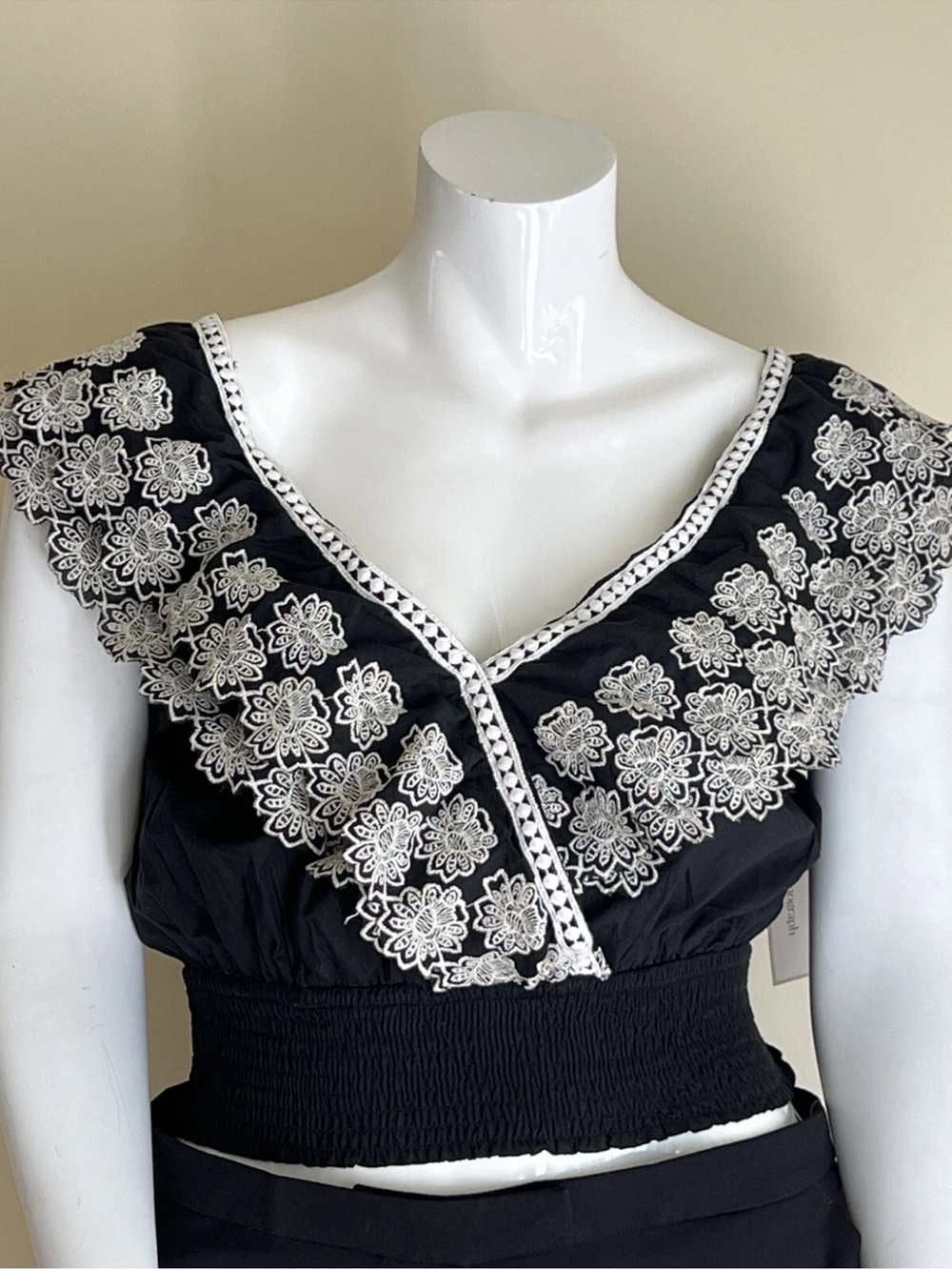 MONOGRAPH Top Floral Embroidered Flutter V-Neck Blouse